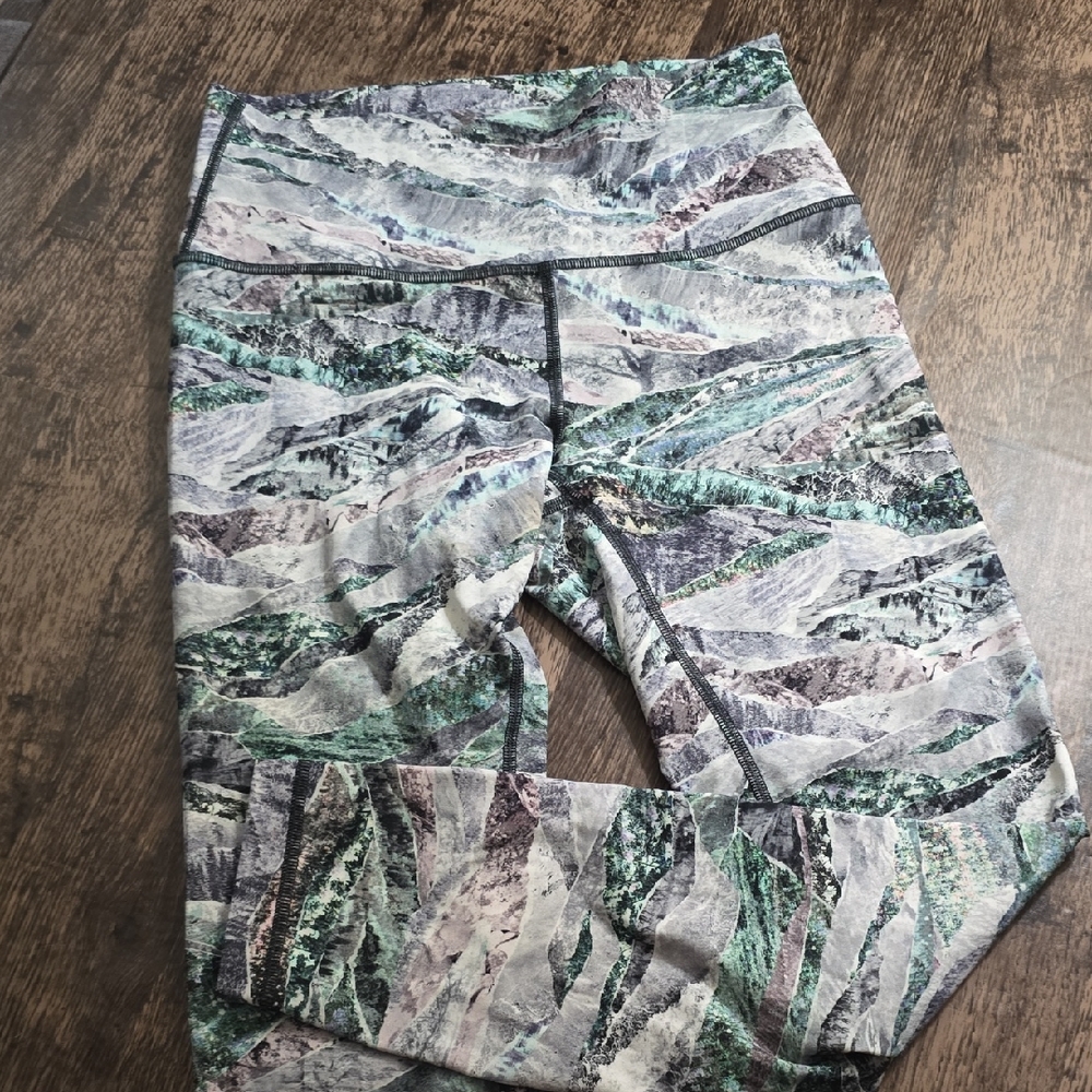 LILULEMON Marble-Print Leggings - Green,‎ Gray, White Sz 4 / Small